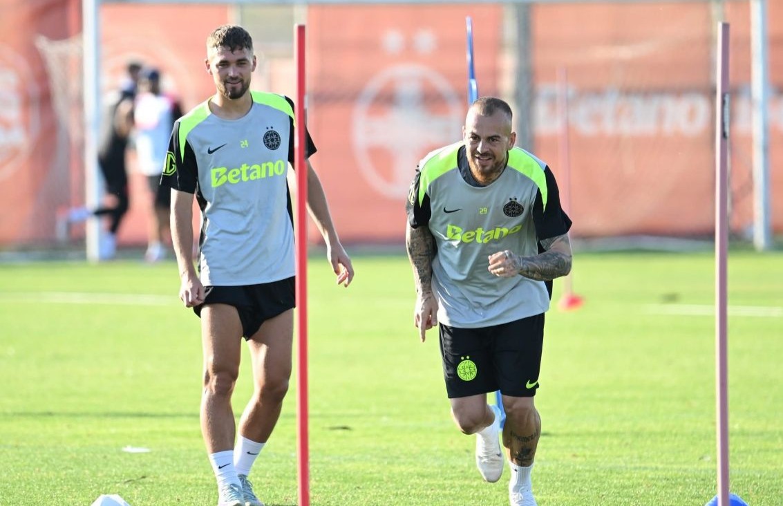 Perianu a revenit în această vară la FCSB după împrumutul la Unirea Slobozia | Foto: FCSB Facebook