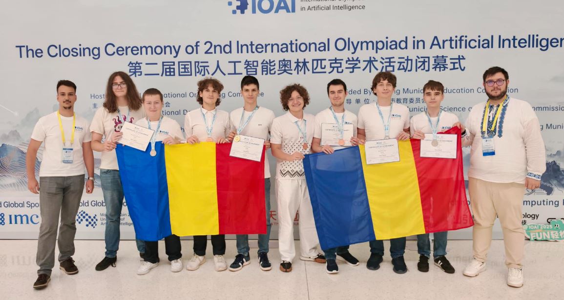 Elev din Cluj, medaliat cu argint la Olimpiada Internațională de Inteligență Artificială de la Beijing|Foto: Ministerul Educației -România - Facebook