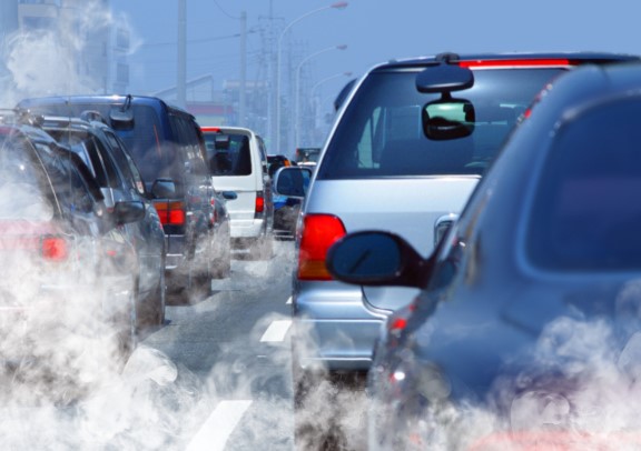 Șoferii care conduc maşini vechi vor scoate mai mulți bani din buzunar. Taxa auto, majorată din 2026 |Foto: Depositphotos.com