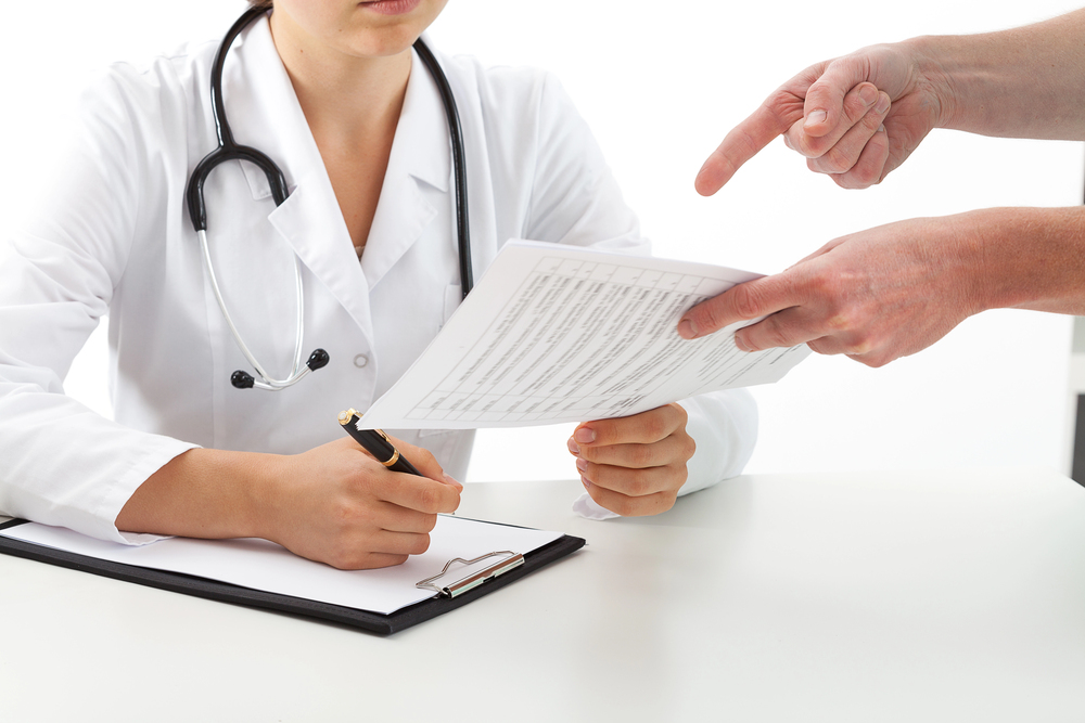 Medicii de la spitalele de stat vor trebui să își prioritizeze contractele cu CNAS în mediul public | Foto: depositphotos.com