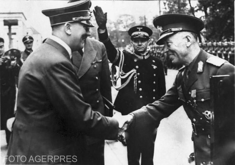 Maresalul Ion Antonescu și Adolf Hitler la Obersalzdberg. | Foto: AGERPRES-ROMPRES