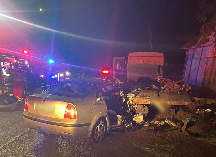 Accident rutier mortal în Cășeiu: șoferul băut a scăpat, iar un bărbat de 39 de ani, pasager în autovehicul, a murit|Foto: ISU Cluj