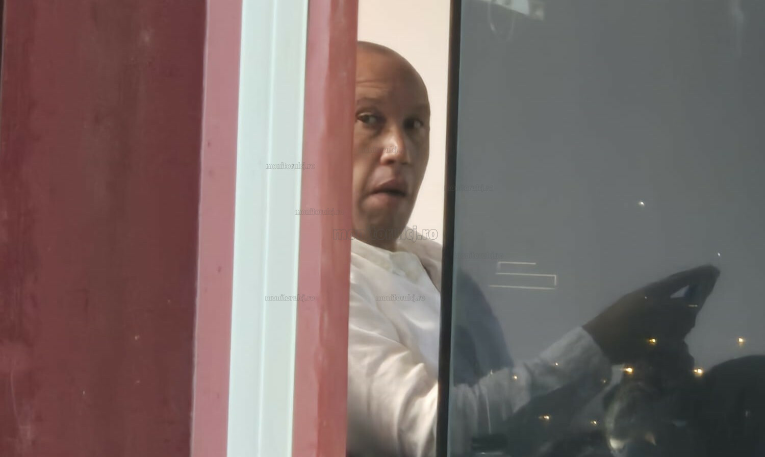 Mikael Silvestre, la prima apariție pe stadionul din Gruia | Foto: monitorulcj.ro