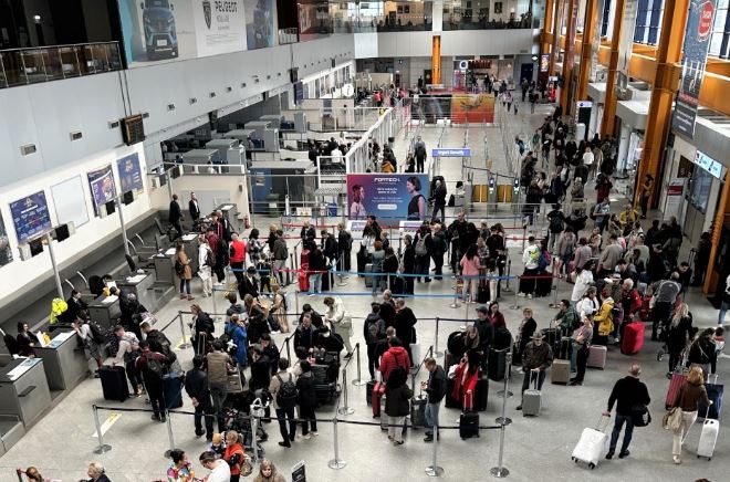 Vor fi eliminate restricțiile pentru lichide în bagajul de mână la Aeroportul Internațional Cluj | Foto: Aeroportul Internațional Avram Iancu Cluj - Facebook