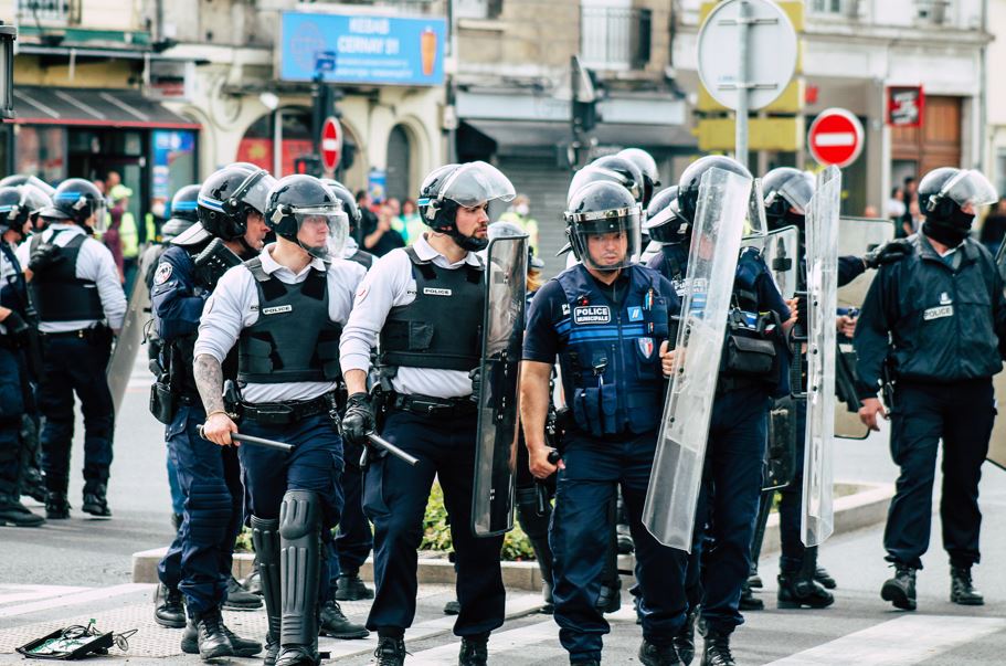Sute de arestari în Franța în urma protestelor violente împotriva austerității|Foto: Depositphotos.com
