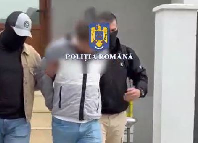 Clujean urmărit internațional, capturat într-un hotel din Cluj: a intrat peste o tânără în casă și a agresat-o|Foto: Poliția Română