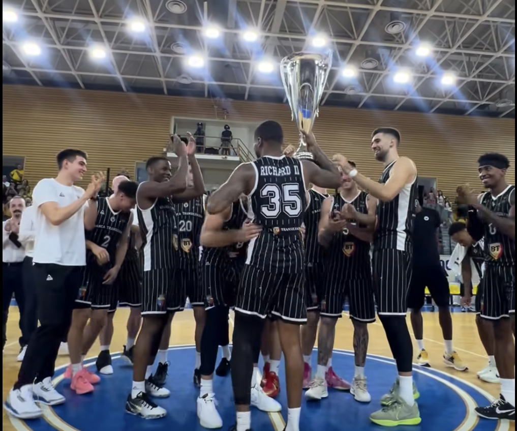 U-BT Cluj a câștigat cea de-a cincea Supercupă a României la baschet | Foto: Facebook, U-BT Cluj-Napoca