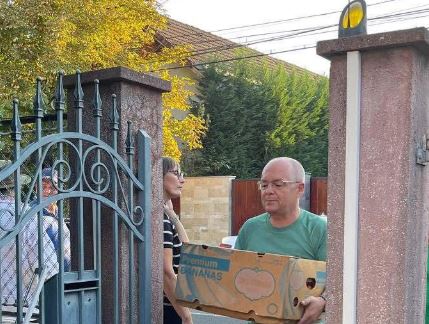 Zilele Recoltei au adus bucurie în sufletele clujenilor în nevoie: sprijin pentru copiii și persoanele vulnerabile din centrele sociale|Foto: Emil Boc - Facebook