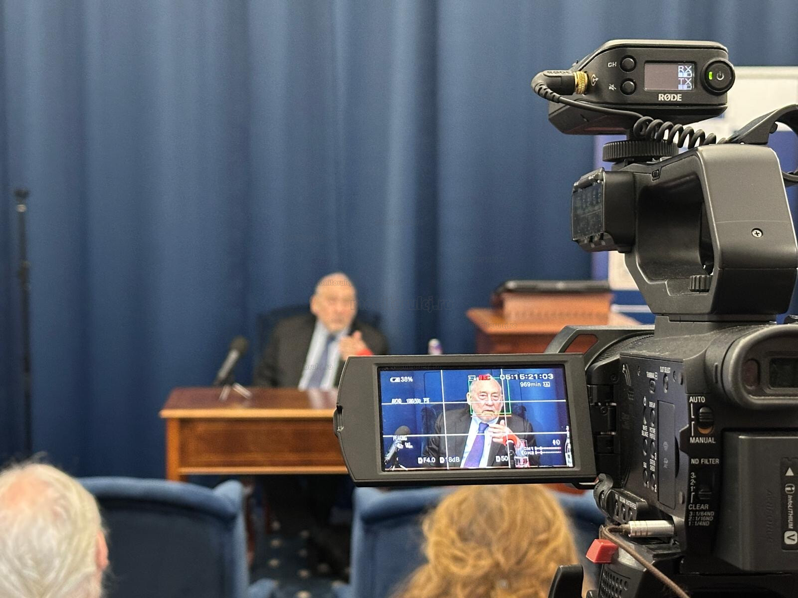 Economiști de renume, semnal de alarmă cu privire la dispariția jurnalismului de calitate|în imagine: Joseph E. Stiglitz, laureat al Premiului Nobel pentru Economie, Doctor Honoris Causa al UBB, mai 2025|Foto:  monitorulcj.ro
