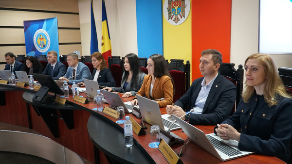 Comisia Electorală Centrală a decis vineri, 26 septembrie, excluderea partidelor Moldova Mare și Partidul Republican Inima Moldovei, de pe listele electorale. |Foto: CRISTIAN LUPASCU / AGERPRES FOTO