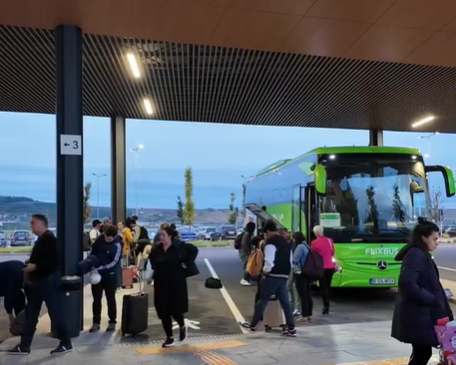 Primul operator de transport intrajudețean, Flixbus, a inclus park&ride-ul din Cluj-Napoca în traseele sale regulate. | Foto: Captură de ecran Dan Ștefan Tarcea- Facebook