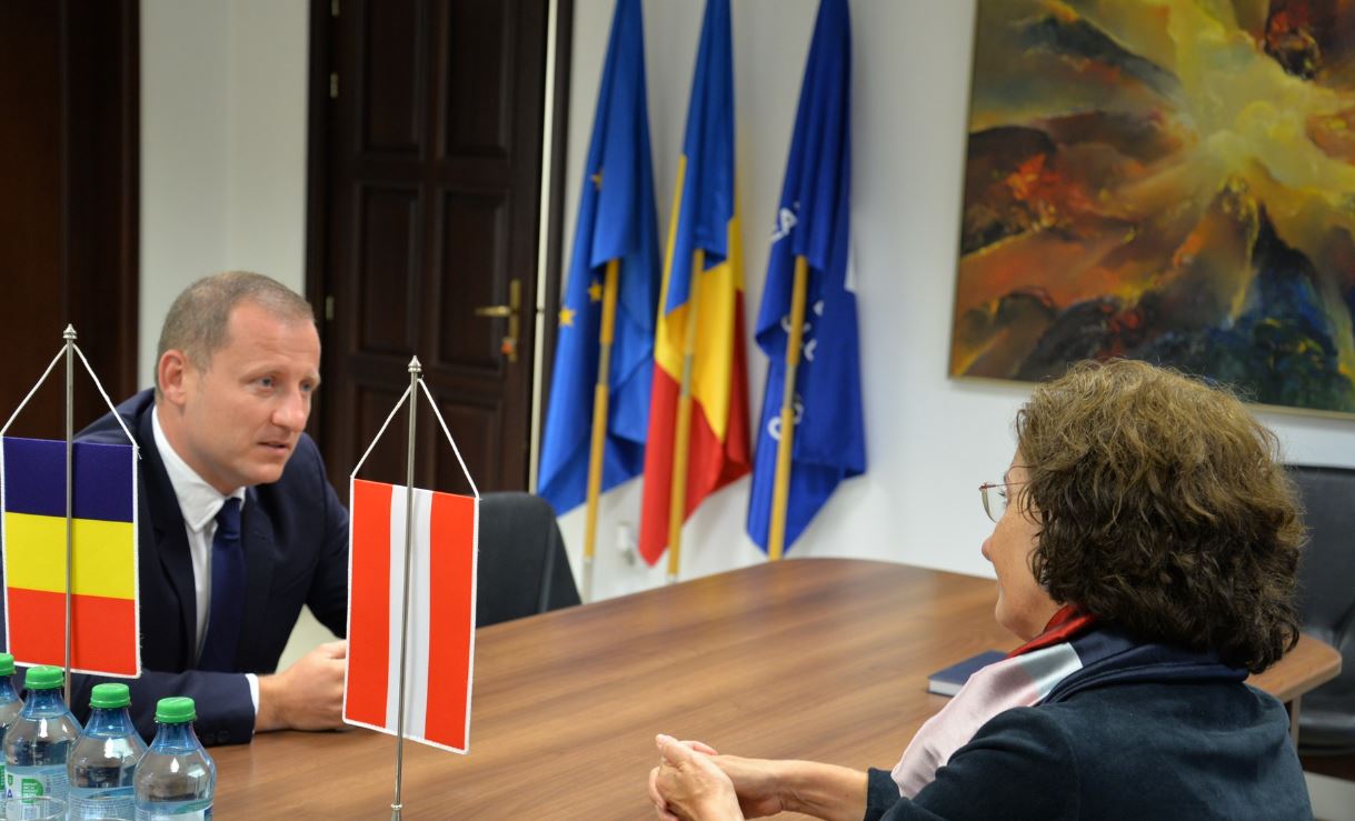 Ambasadorul Austriei, vizită oficială la Consiliul Județean Cluj. Vicepreședintele Radu Rațiu: „Sprijin deplin pentru a pune bazele unor proiecte de succes”.|Foto: Consiliul Județean Cluj - Facebook
