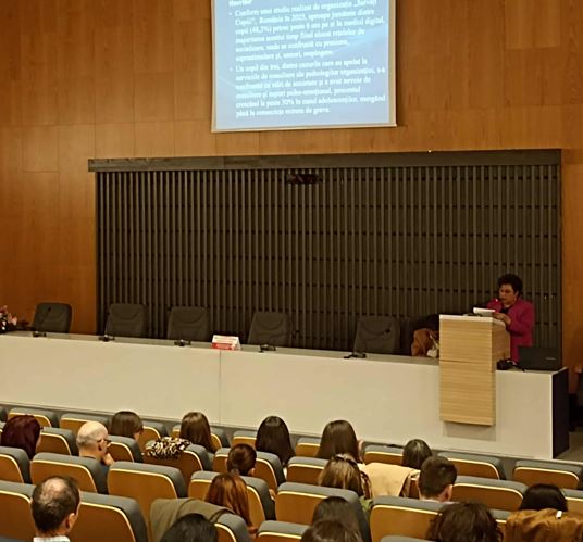 Proiect pilot pentru prevenția dependenței de jocurile de noroc, în școlile din Cluj. Marinela Marc (ISJ Cluj): „Educația are un rol fundamental în formarea comportamentelor sănătoase”|Foto: monitorulcj.ro