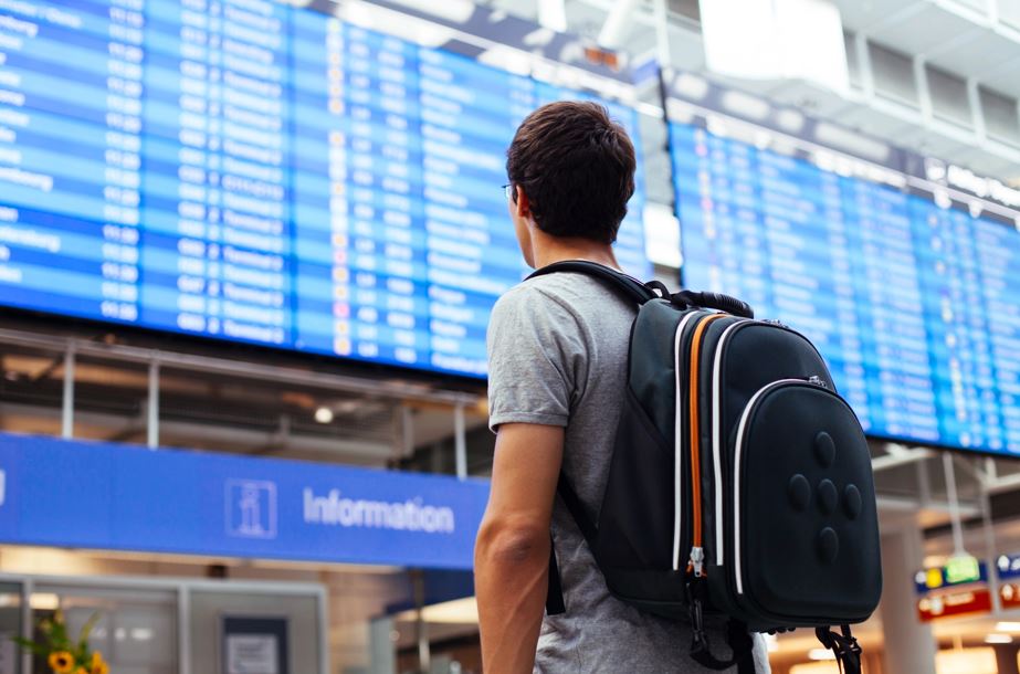 Aeroportul din Vilnius, redeschis după o alertă cu „baloane” suspecte. UE suspectează Rusia de survoluri provocatoare|Foto: Depositphotos.com
