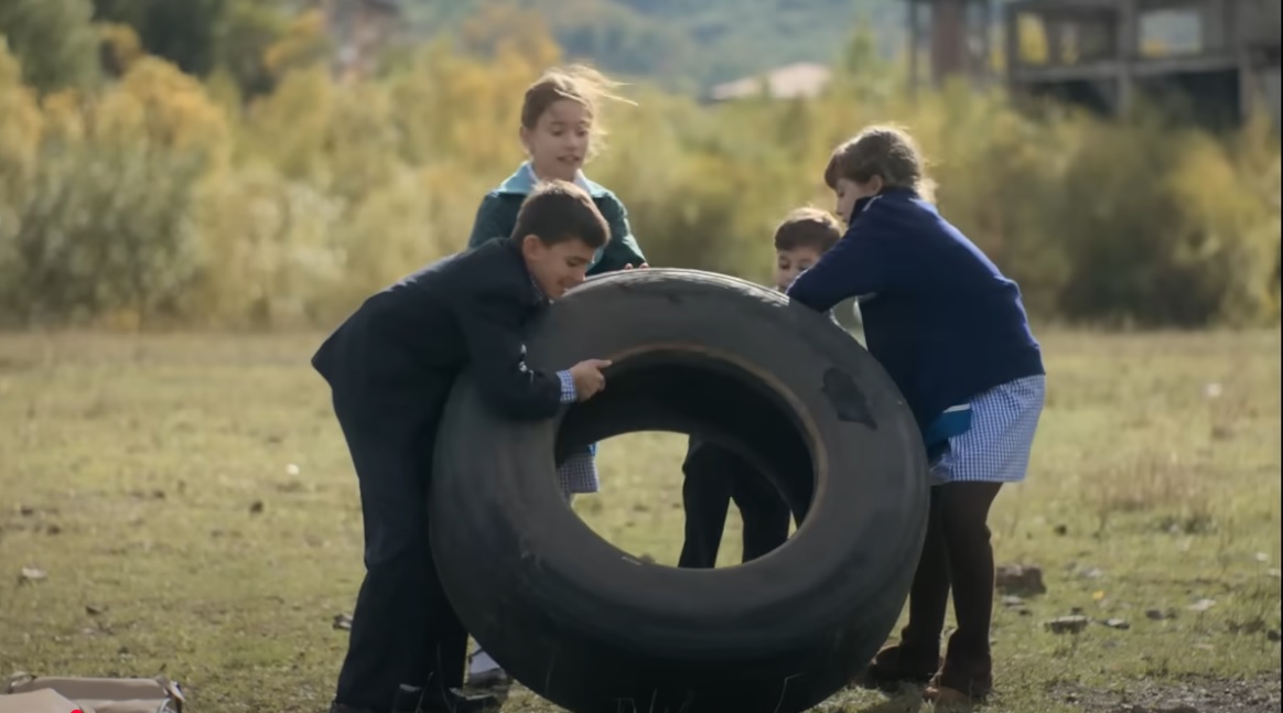 Secvență din filmul „Dinți de lapte”