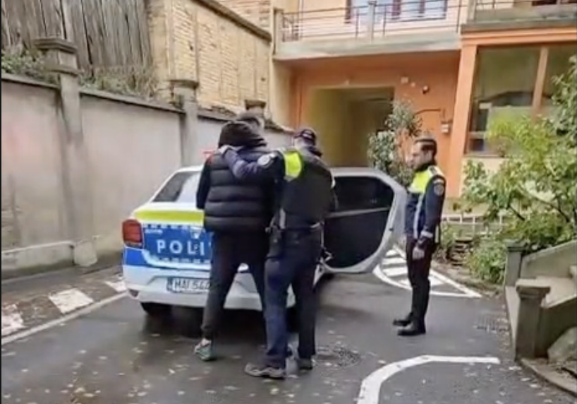 Sală de jocuri de noroc din Cluj, „transformată” în rign de box de bătăuși | Foto: Captură video, IPJ Cluj