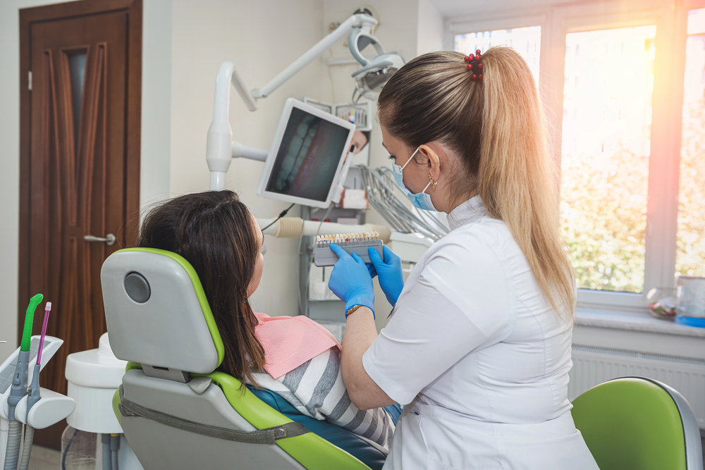 Majoritatea românilor nu își permit să meargă la dentist și o fac doar când e urgent | Foto: depositphotos.com / Fotografie ilustrativă