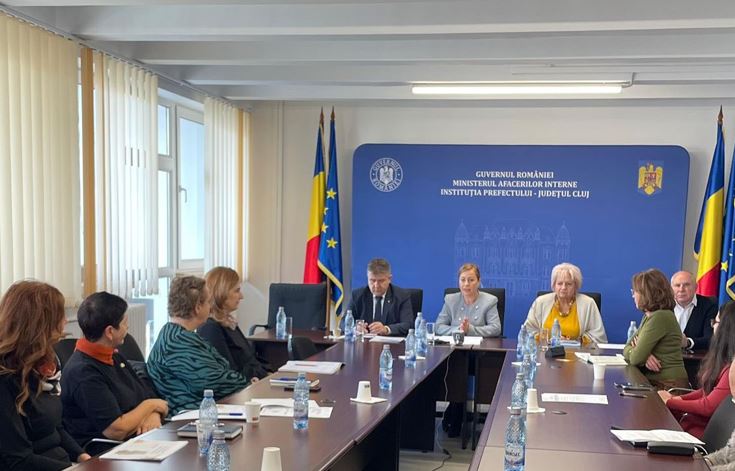 Prefectul Maria Forna: „Fenomenul mamelor minore nu este doar o realitate statistică, ci o dramă socială care reflectă nevoia unei intervenții profunde”|Foto: Instituția Prefectului - Județul Cluj - Facebook
