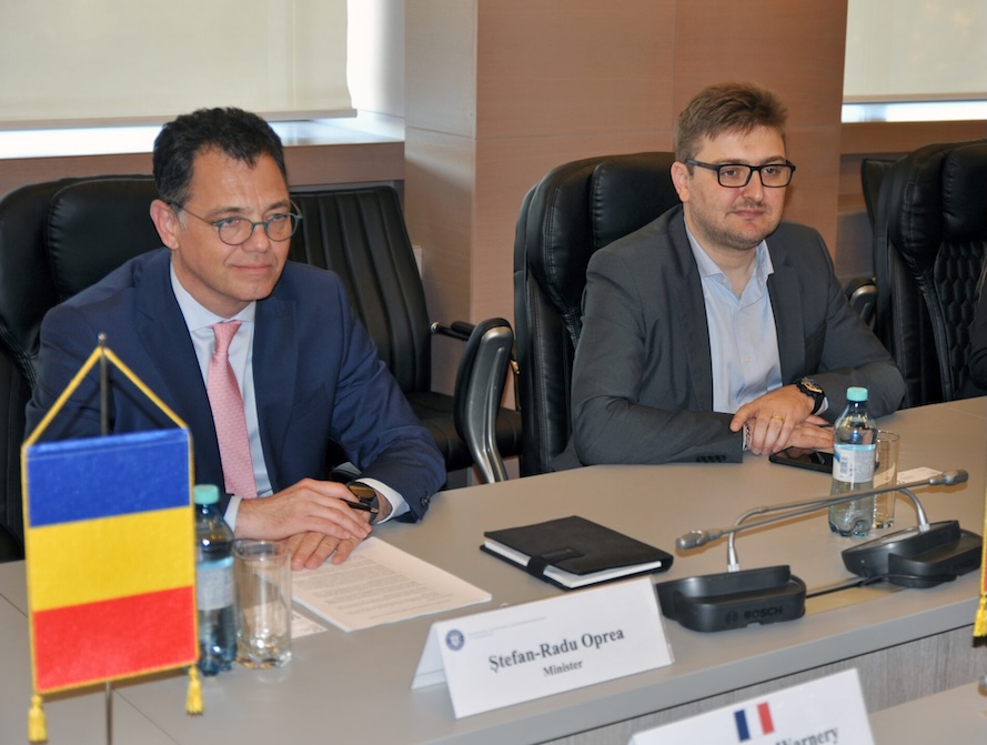 Fostul șef al Romarm, Emanuel Ioana, apropiat al pesedistului Radu Oprea, este consilierul personal al ministrului Economiei, Radu Miruță | Foto: economie.gov.ro