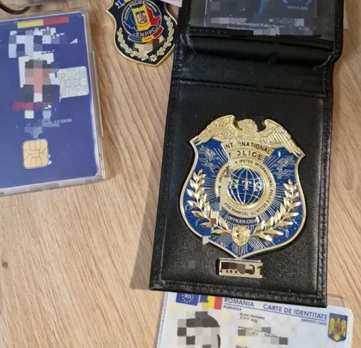 Fals căpitan SRI, care recruta mercenari și foști militari pentru misiuni „secrete”, arestat preventiv | Foto: DIICOT