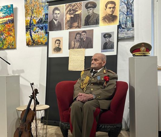 Președintele Nicușor Dan a acordat gradul de general veteranului clujean Iosif Rus, în vârstă de 110 ani: „Un simbol al demnității și al patriotismului”|Foto: Nicușor Dan - Facebook