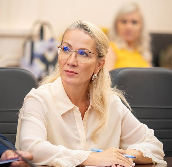 Ramona Bruynseels (AUR): „Retragerea trupelor americane din România, un semnal grav al pierderii credibilității strategice a țării noastre”|Foto: Ramona Bruynseels