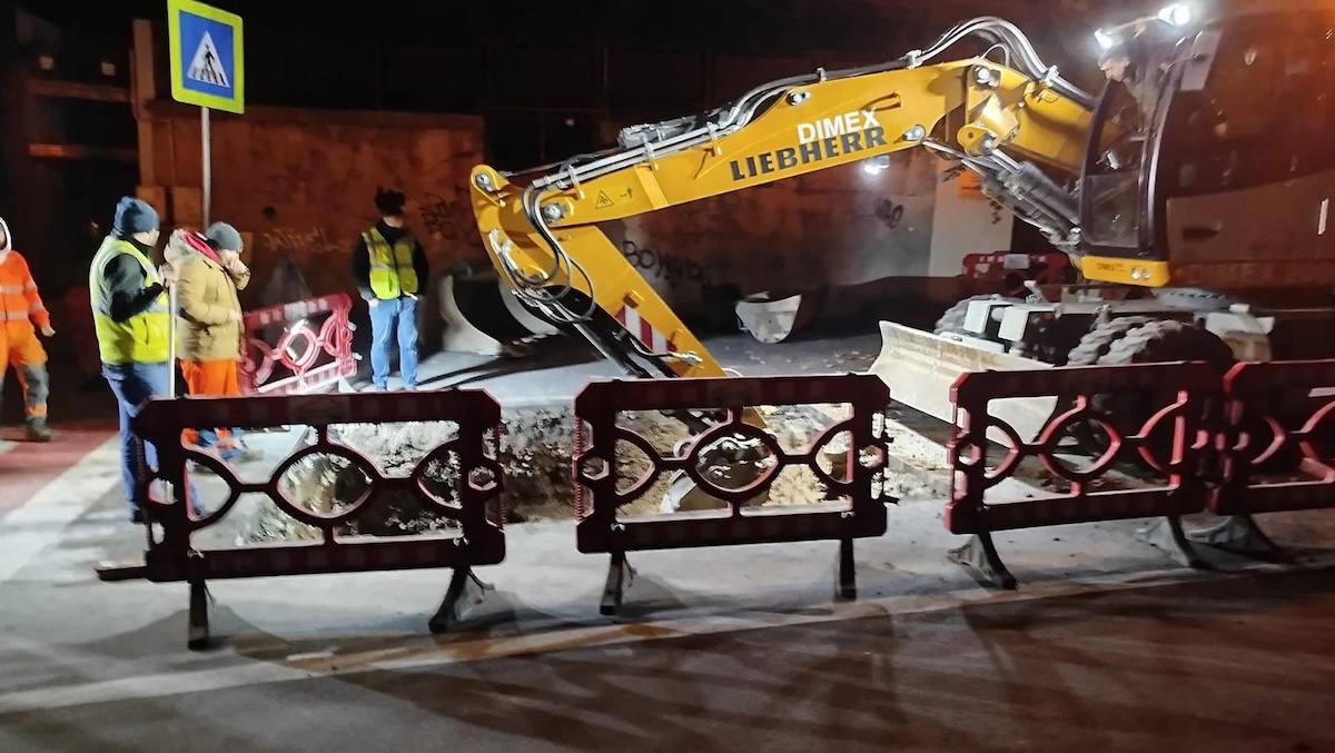 Strada Dragalina din Cluj-Napoca a fost iar spartă pentru lucrări | Foto: Paul Gheorgheci