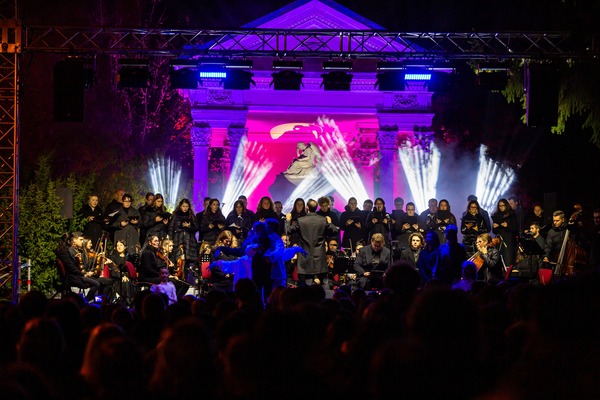 Concert spectaculos în Cimitirul Central din Cluj-Napoca | Foto: Primăria Cluj-Napoca - Facebook