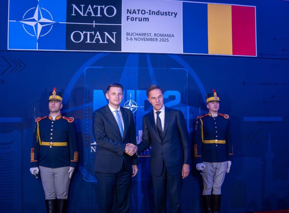 Președintele Senatului, Mircea Abrudean și Mark Rutte, Secretarul general al NATO, București, 5 noiembrie 2025|Foto: Mircea Abrudean - Facebook