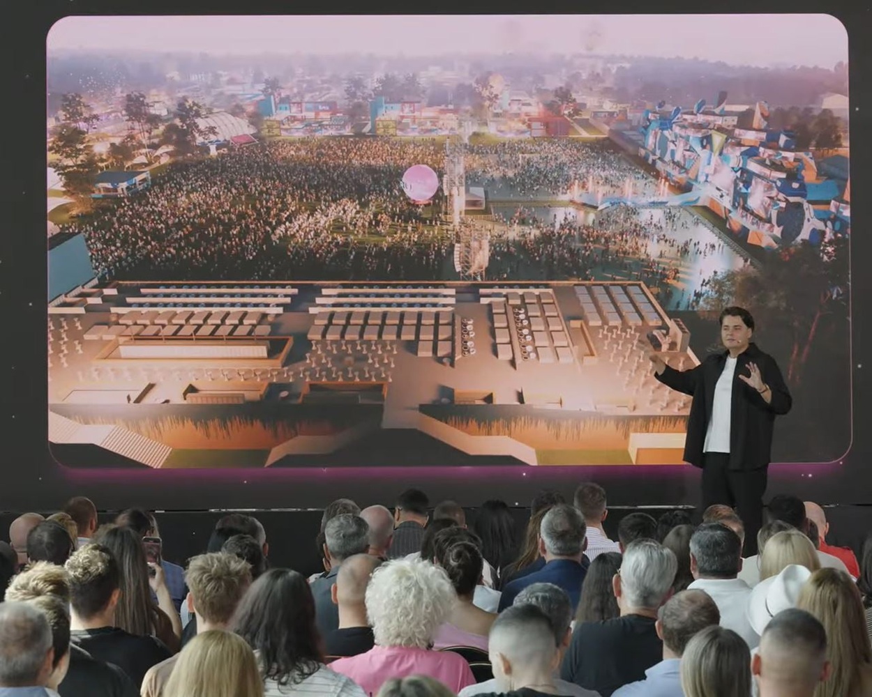 Selly, la prezentarea proiectului Nibiru, o nouă stațiune pe litoralul Mării Negre. 29 iulie, 2025 |Foto: YouTube NIBIRU Official Launch Event