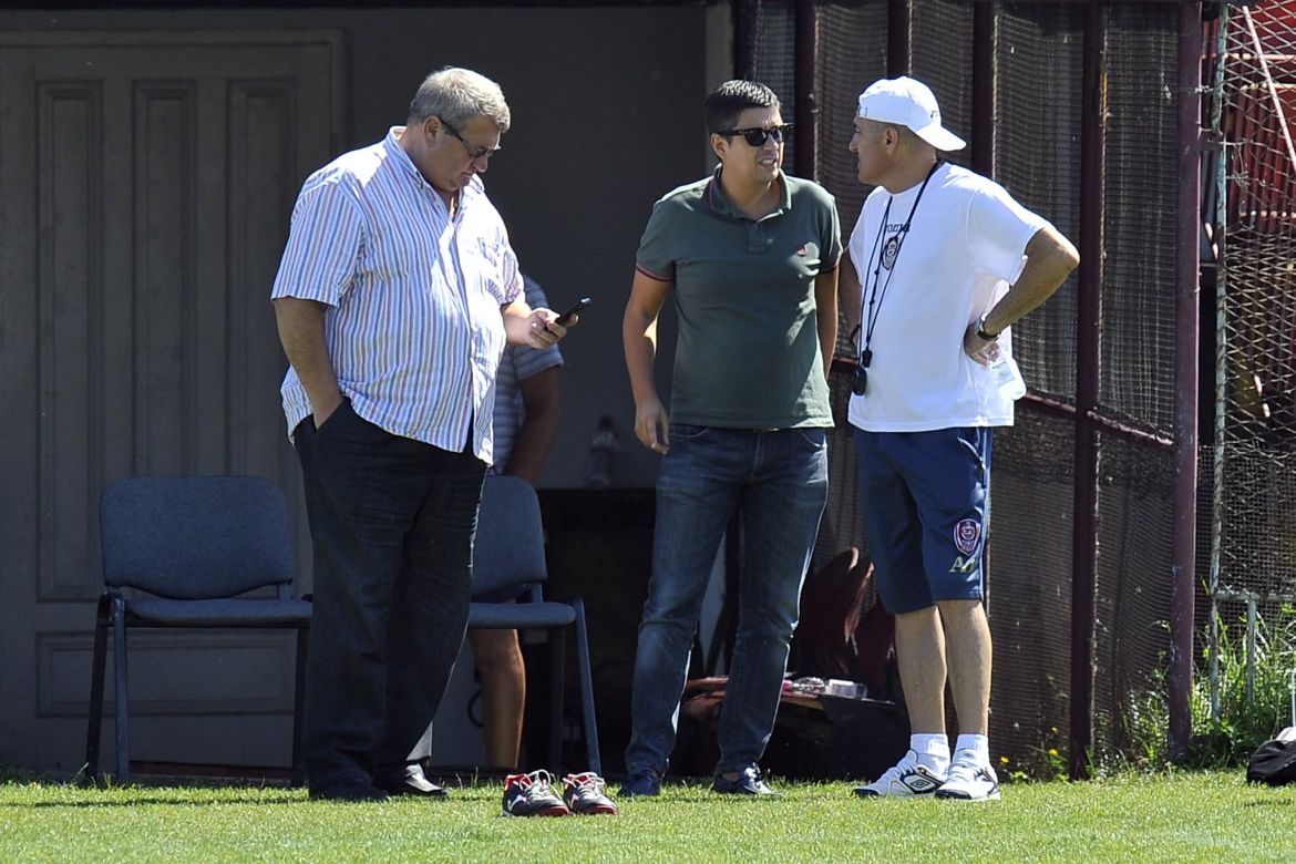 Iuliu Mureșan (stânga) și Răzvan Zamfir (centru), în 2013 / FOTO: MIRCEA ROSCA/AGERPRES