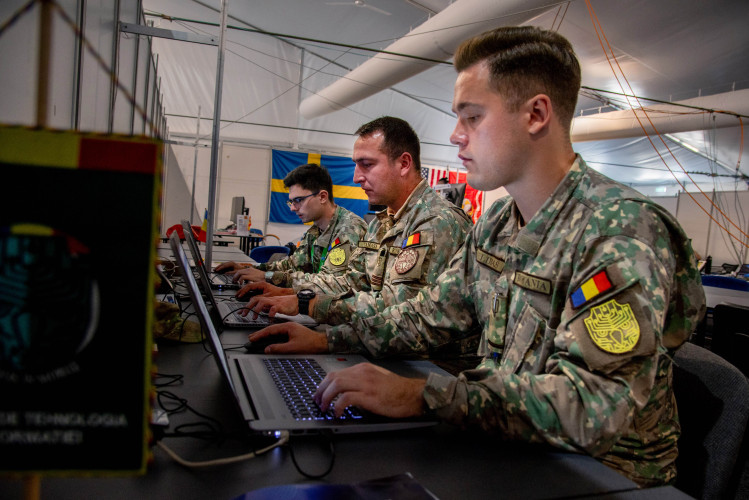 în imagine: Exercițiul Coalition Warrior Interoperability Exercise – CWIX 25, iunie 2025|Foto: MApN