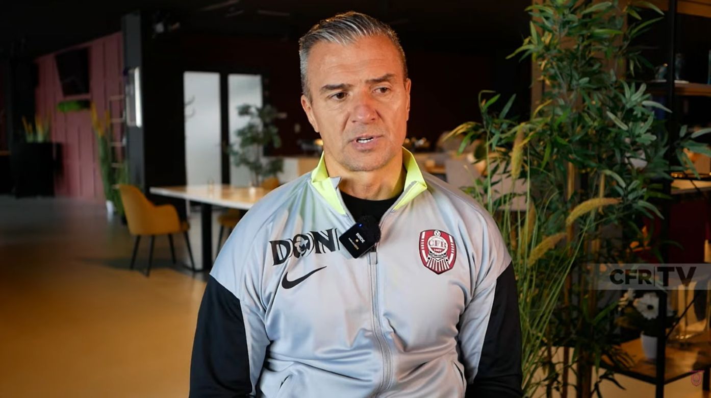 Daniel Pancu l-a înlocuit pe Andrea Mandorlini pe banca tehnică a CFR-ului / Foto: captură YouTube CFR 1907 Cluj