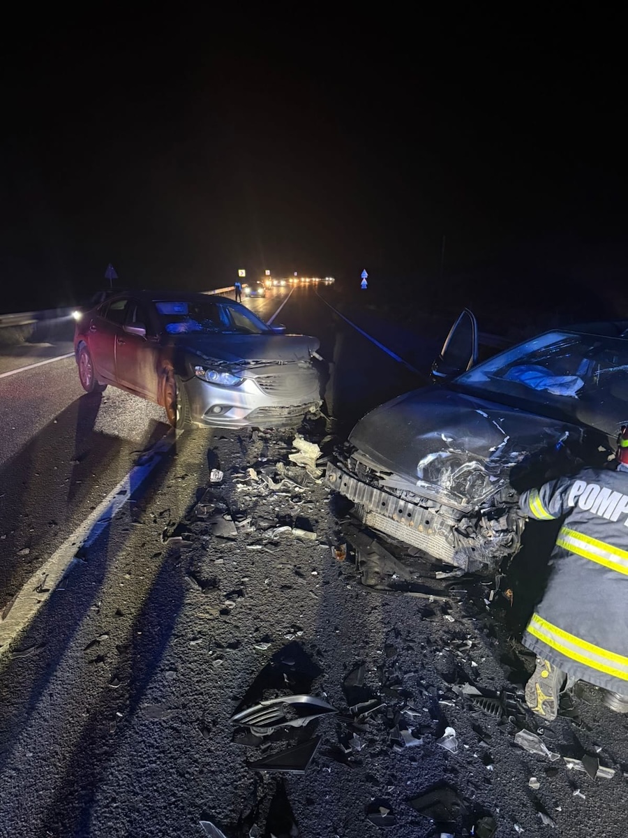 Un accident rutier a avut loc, între Gherla și Livada, duminică seara, 7 decembrie 2025 | Foto: IPJ Cluj
