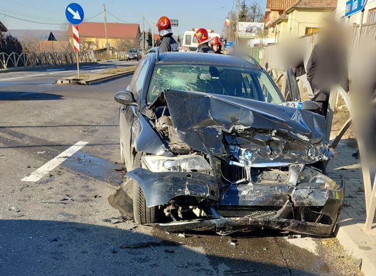 Accident rutier grav în Tureni: bărbat rănit, transportat la spital|Foto: ISU Cluj
