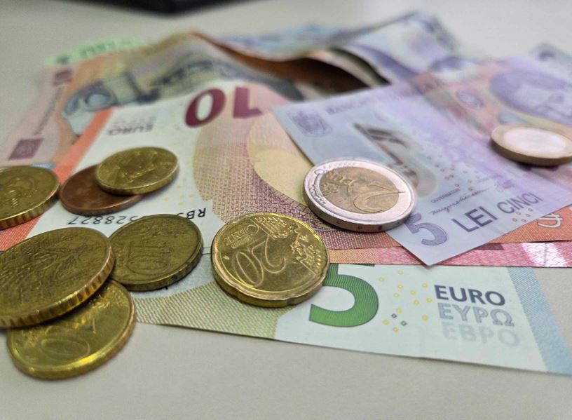 Specialiștii avertizează că euro ar putea depăși nivelul de 5,2 lei anul viitor |Foto: Eliza Lucaciu - monitorulcj.ro