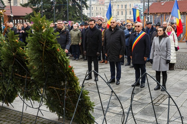 Emil Boc a transmis un mesaj plin de recunoștință în Piața Unirii |Foto: Primăria Cluj-Napoca- Facebook