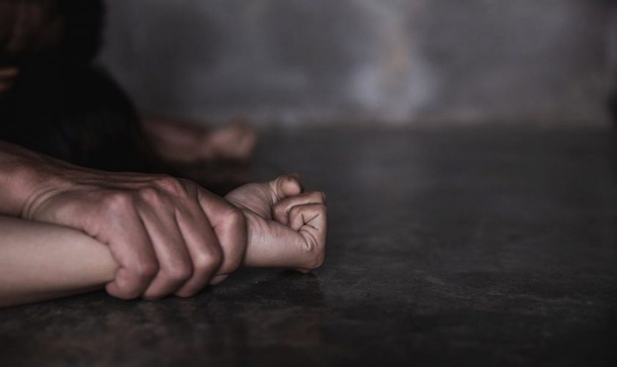 Cazurile de violență în familie continuă să fie o mare problemă în România | Foto: depositphotos.com / Fotografie ilustrativă