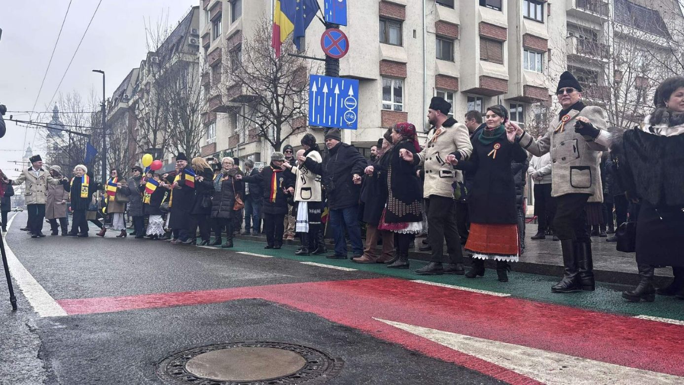 Hora Unirii, la Cluj-Napoca / Foto: Mădălina IVAN/ monitorulcj.ro