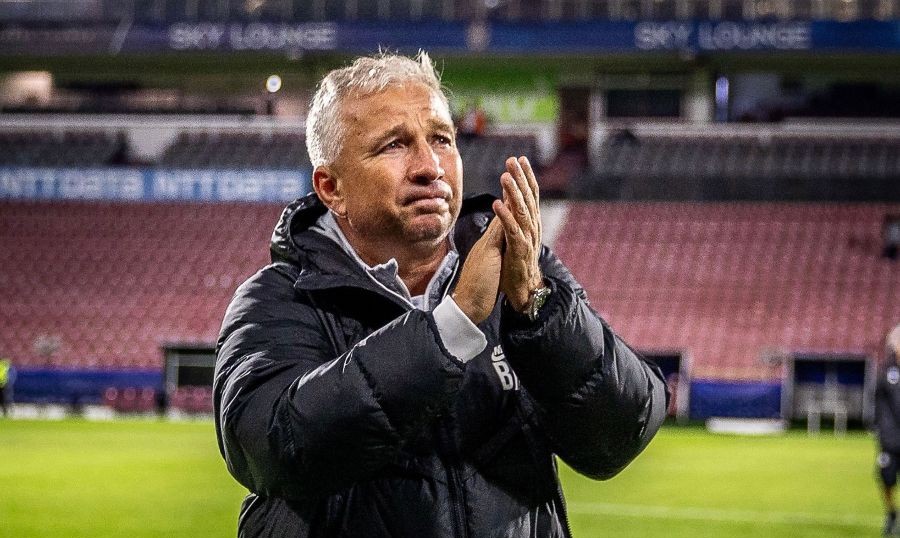 Dan Petrescu a venit prima dată la CFR în iunie 2017 | Foto: CFR 1907 Cluj Facebook