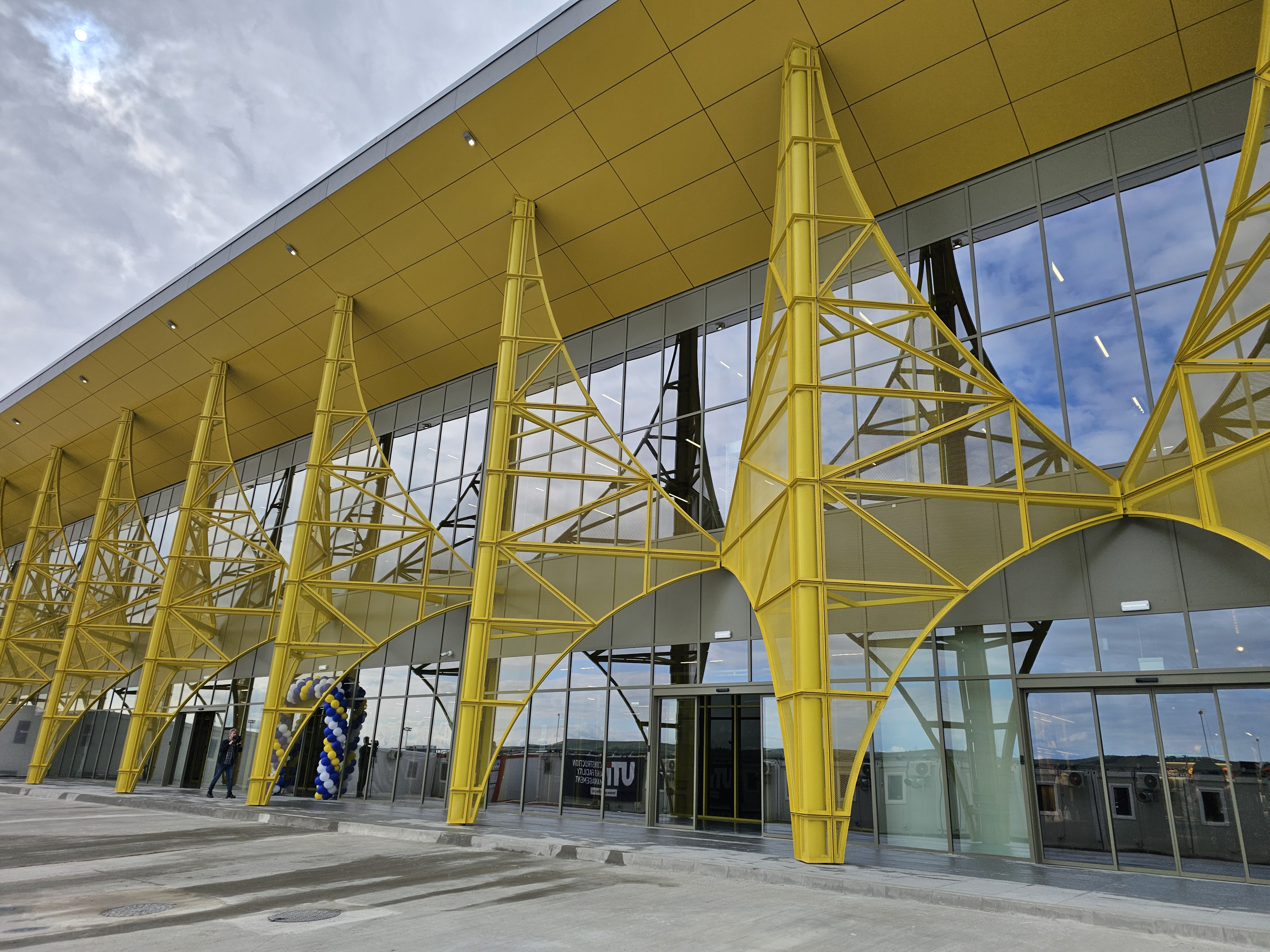 Aeroportul Internațional Cluj a avut o creștere constantă a traficului de pasageri, în 2025, astfel că numărul total a depășit 3,5 milioane de călători.|Foto: airportcluj.ro