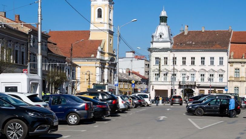 O nouă facilitate pentru șoferii clujeni: Parcările se pot plăti cu cardul în aplicația TPark|Foto: primariaclujnapoca.ro