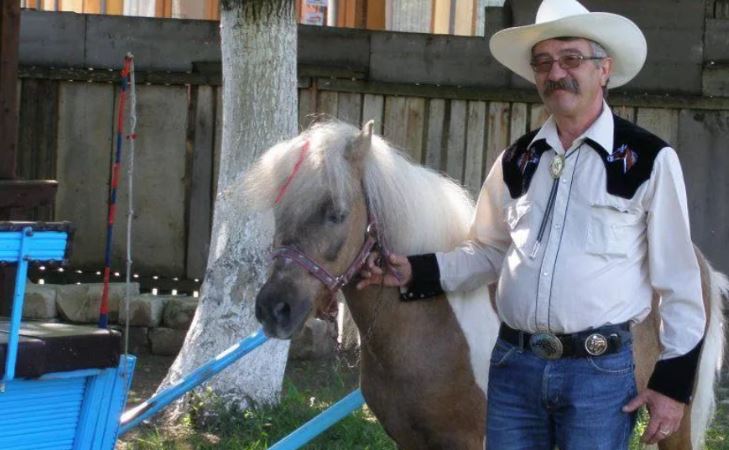 Mircea Chioreanu, birjarul din Parcul Central, condus pe ultimul drum|Foto: monitorulcj.ro
