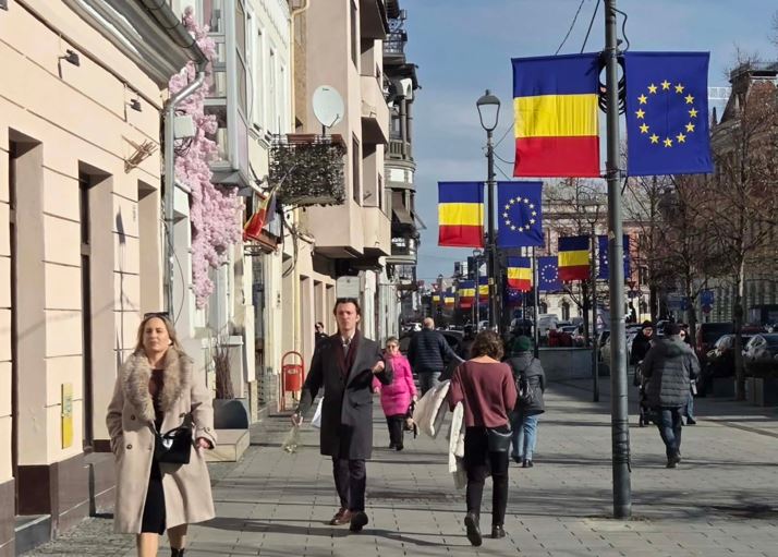 Românii,  îngrjiorați de vulnerabilizarea țării în plan extern: 48% susțin prioritizarea intereselor naționale de securitate, chiar și în situația unor diferențe față de pozițiile UE|Foto: monitorulcj.ro