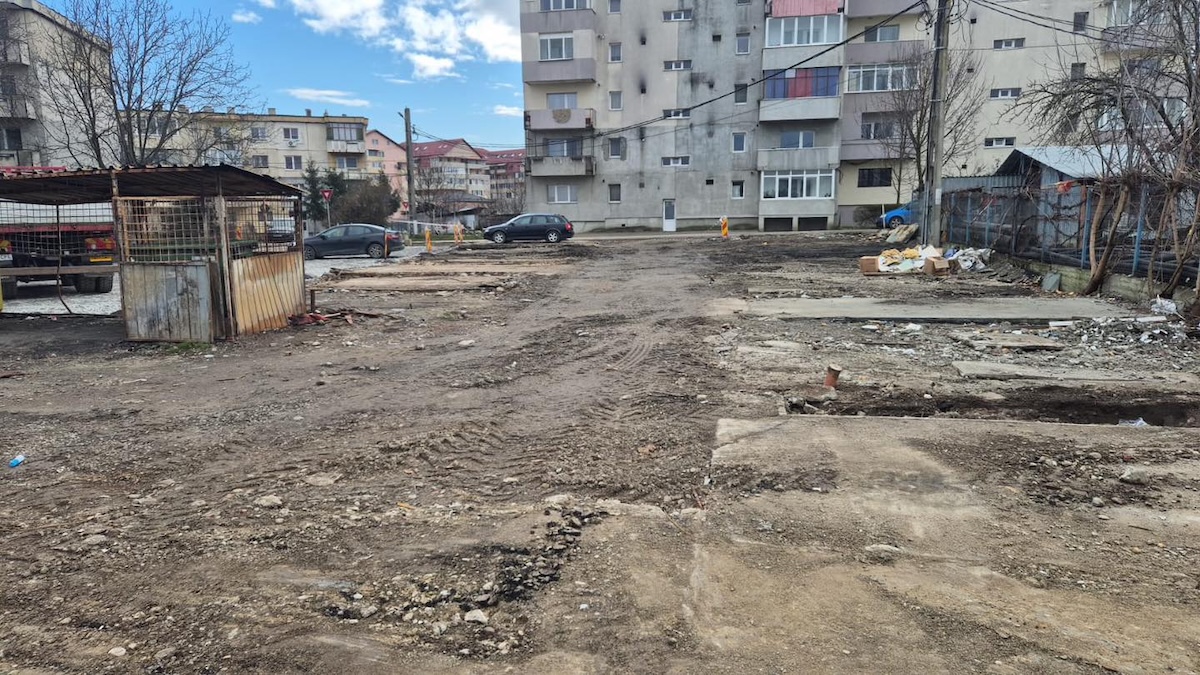 Garajele din zona centrală din Apahida au fost demolate | Foto: Facebook, Cristina Belce