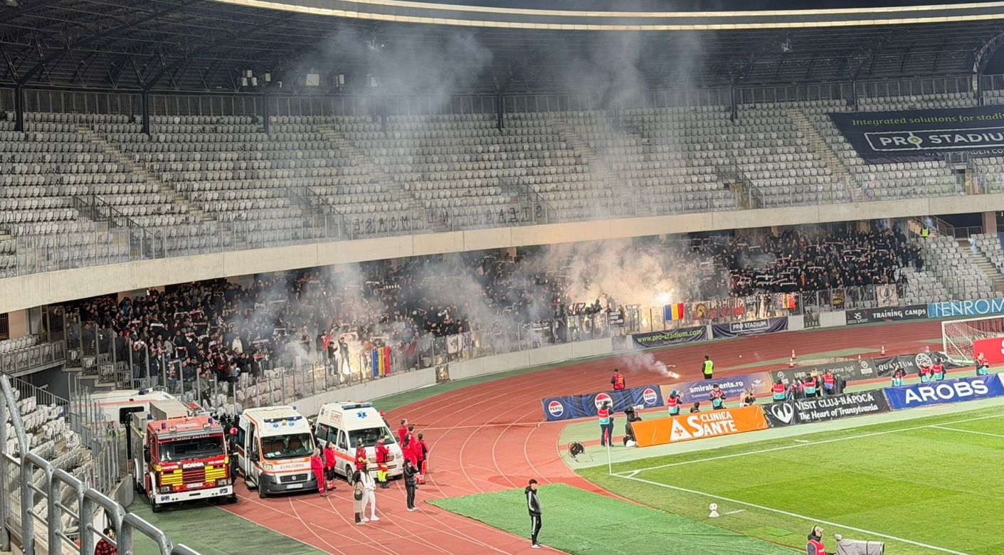 Fanii CFR-ului prezenți pe Cluj Arena luni seara / Foto: Sergiu CRĂCIUN