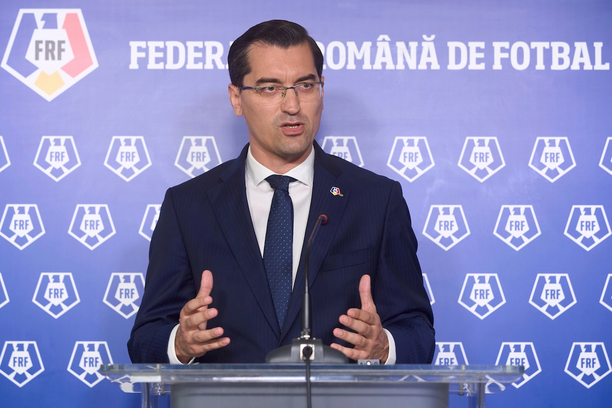 Răzvan Burleanu, reales președinte la FRF | Foto: DepositPhotos.com / Fotografie ilustrativă