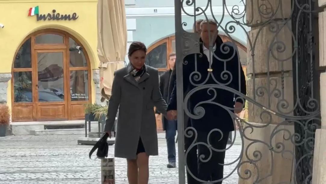 Klaus Iohannis, apariție rară în centrul Sibiului|Foto: Mesagerul de Sibiu