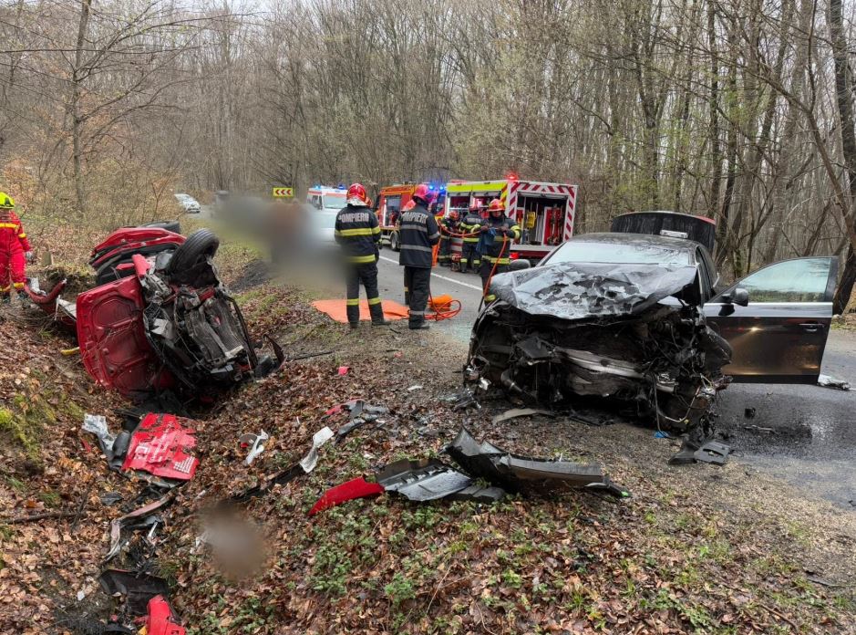 Grav accident rutier, în Cluj: trei victime, transportate în stare critică la spital|Sursa: ISU Cluj