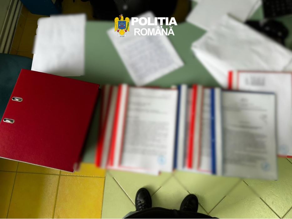 Percheziții în Cluj într-un dosar de delapidare și abuz în serviciu. Un funcționar a fost reținut.|Foto: IPJ Cluj